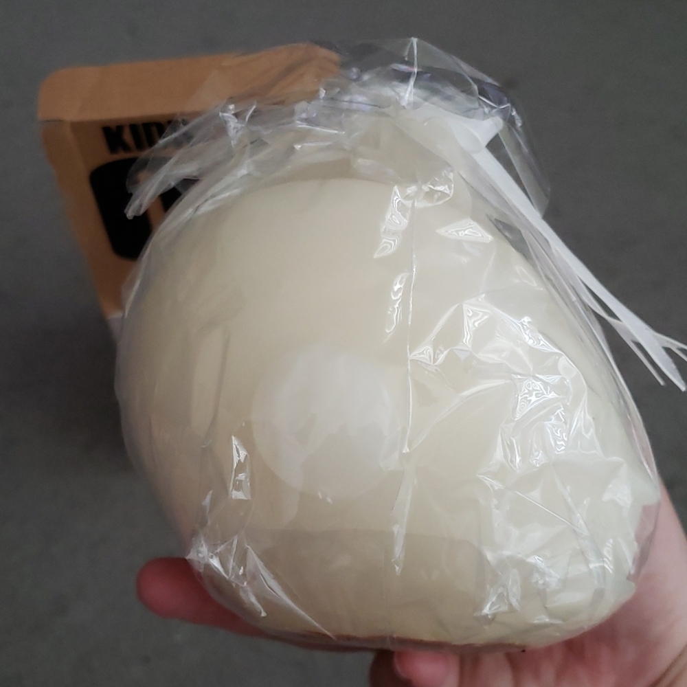 Kidrobot 2x 09 Rare Candles Milk & Pear - Picture 12 of 14